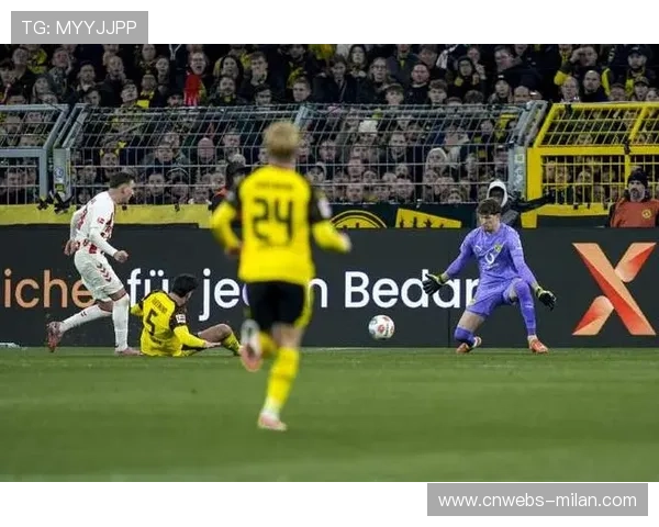 半场:多特蒙德定位球破门,客场1-0暂时领先勒沃库森 半场:多特蒙德定位球破门,客场1-0暂时领先勒沃库森