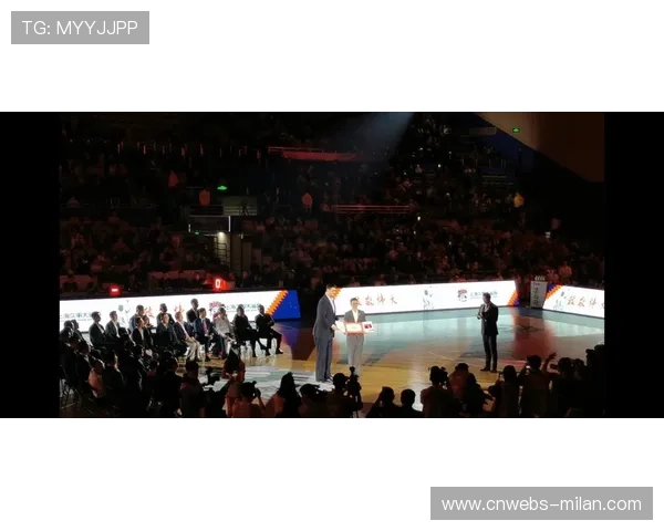 信和物业杯决赛商翼冲锋队夺冠,MVP表现引爆全场欢呼 信和物业杯决赛商翼冲锋队夺冠,MVP表现引爆全场欢呼