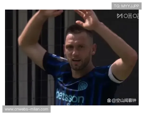 国米4-0大胜科莫,劳塔罗破门止住连败颓势 国米4-0大胜科莫,劳塔罗破门止住连败颓势