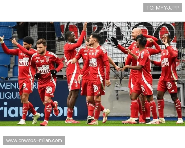 布雷斯特新球场计划耗资1.065亿欧元,旨在提升欧冠级别竞争力 布雷斯特新球场计划耗资1.065亿欧元,旨在提升欧冠级别竞争力